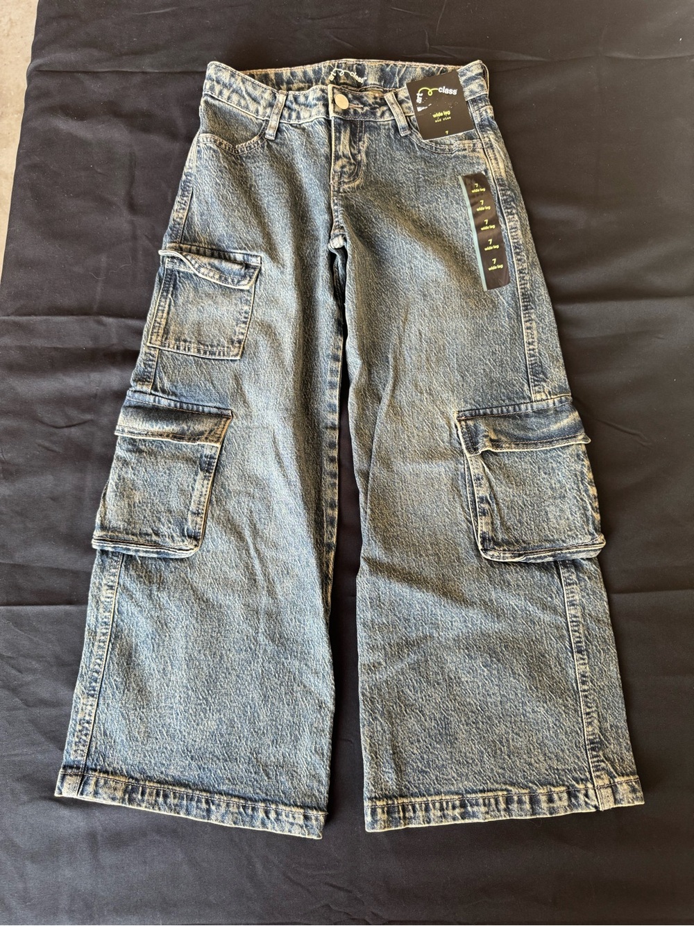 Art Class Girls Size 7 Mid Rise Wide Leg Cargo Jeans Acid Wash Blue NWT